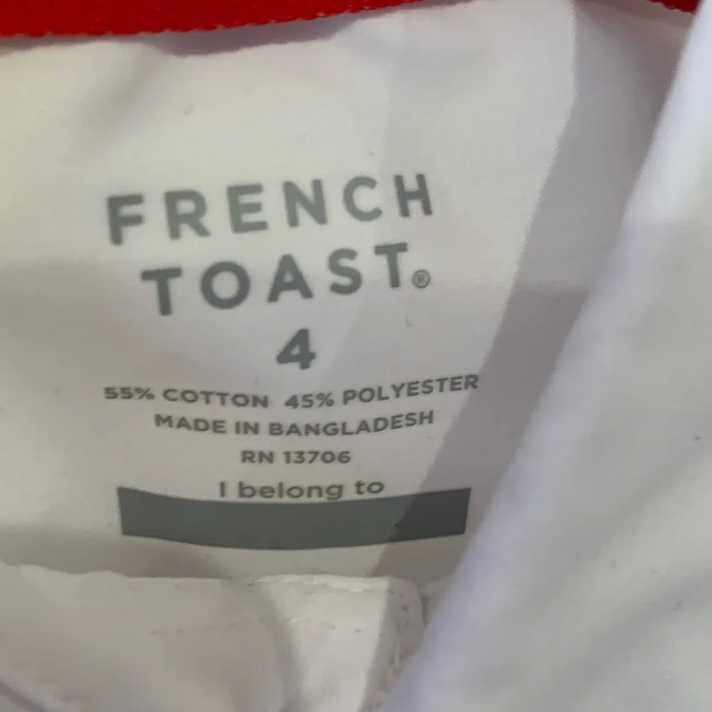 ⭐️French Toast White Button Down Shirt⭐️